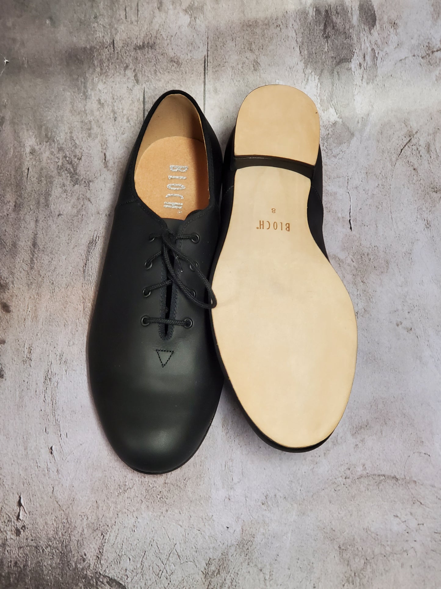 Mens Black Character Shoe #300M