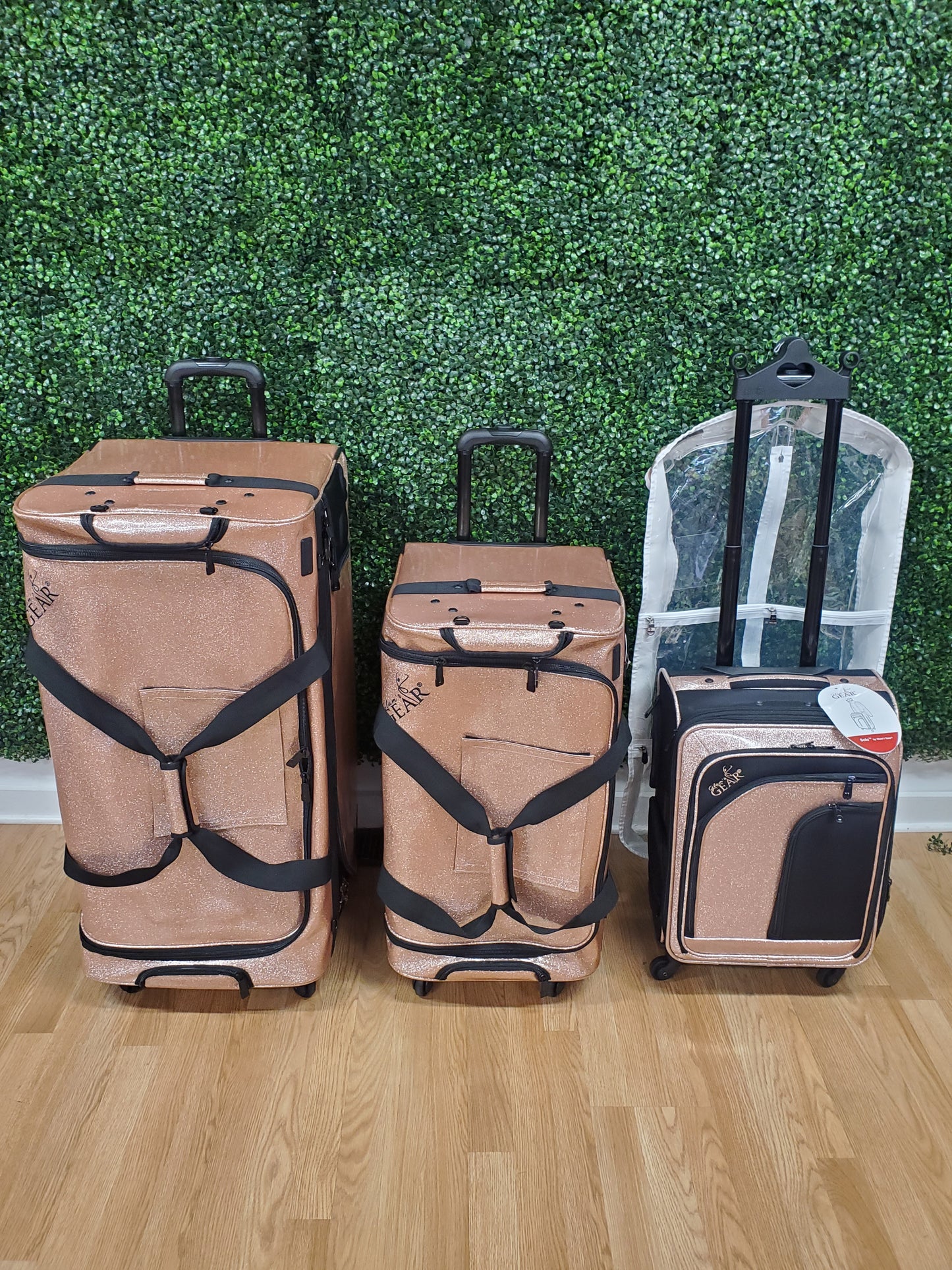 Glam’r Gear Rose Gold Bag