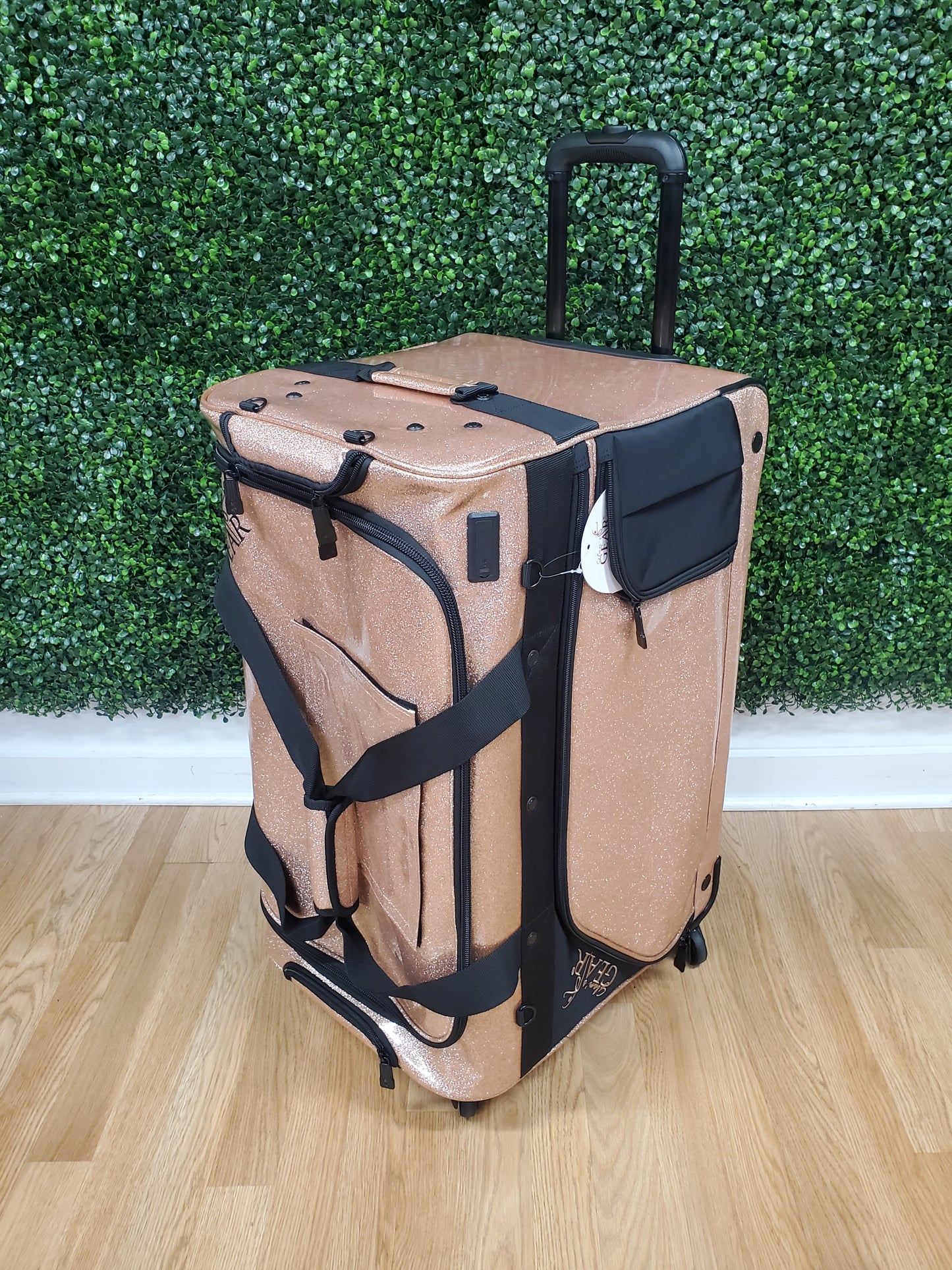 Glam’r Gear Rose Gold Bag