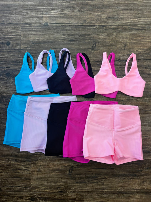 Ribbed Shorts 2 Piece Set Size 3-4