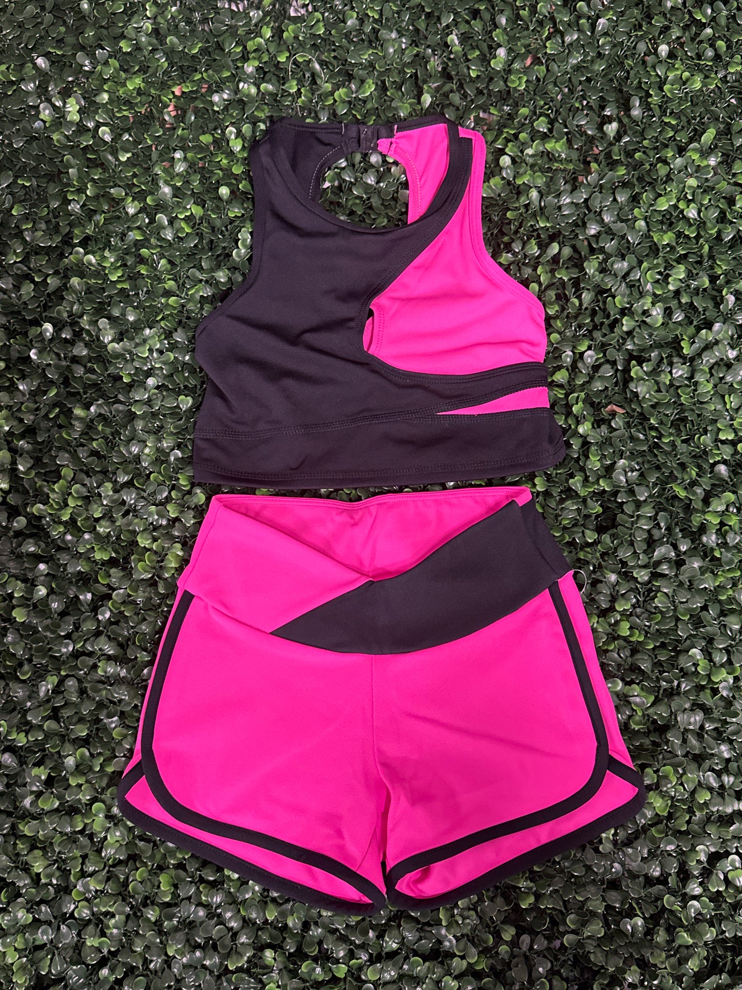 Lulu & Lily Two-Tone Short Set