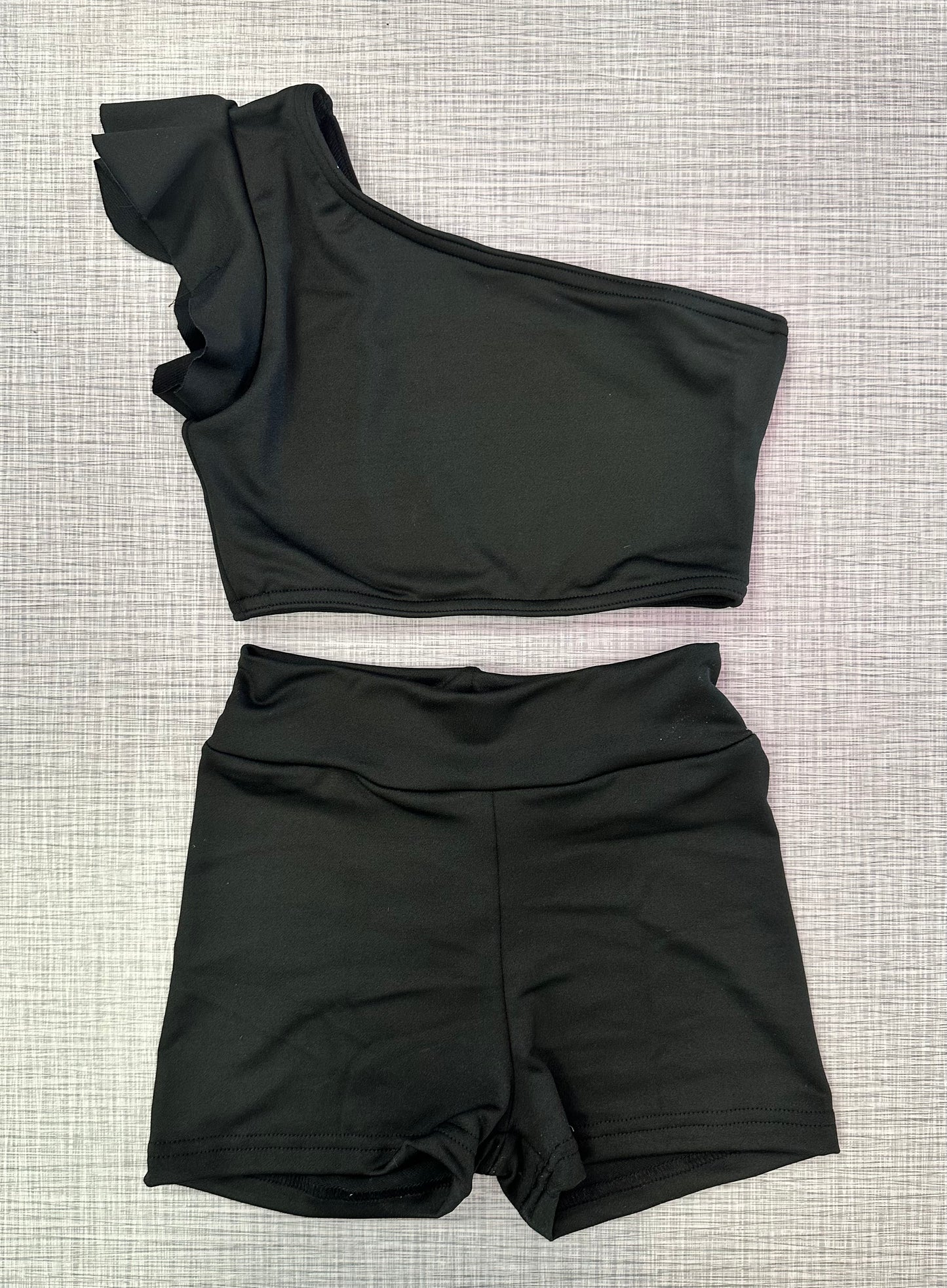 Flutter One Sleeve Short Set