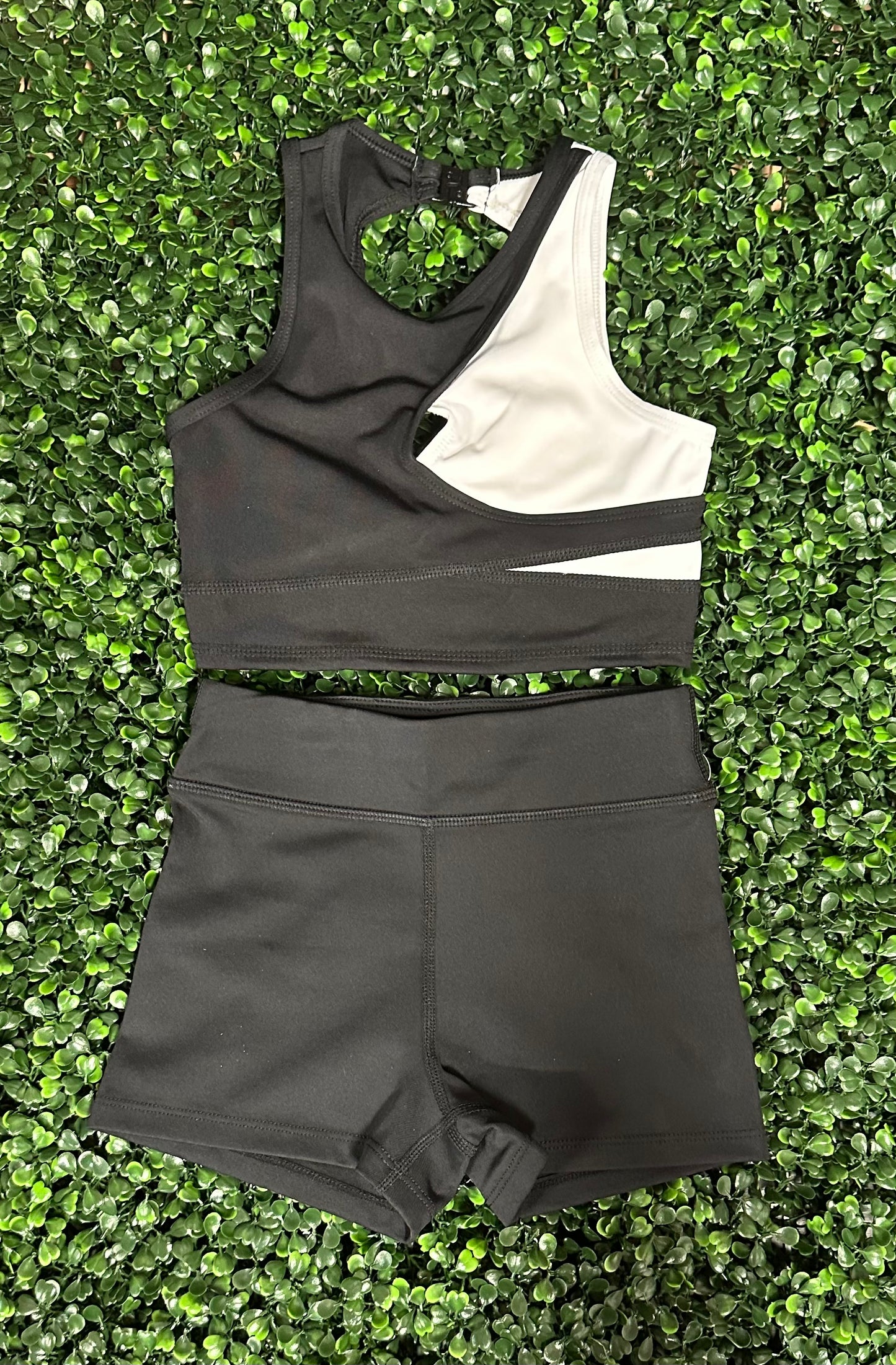 Lulu Top & Solid Short Set