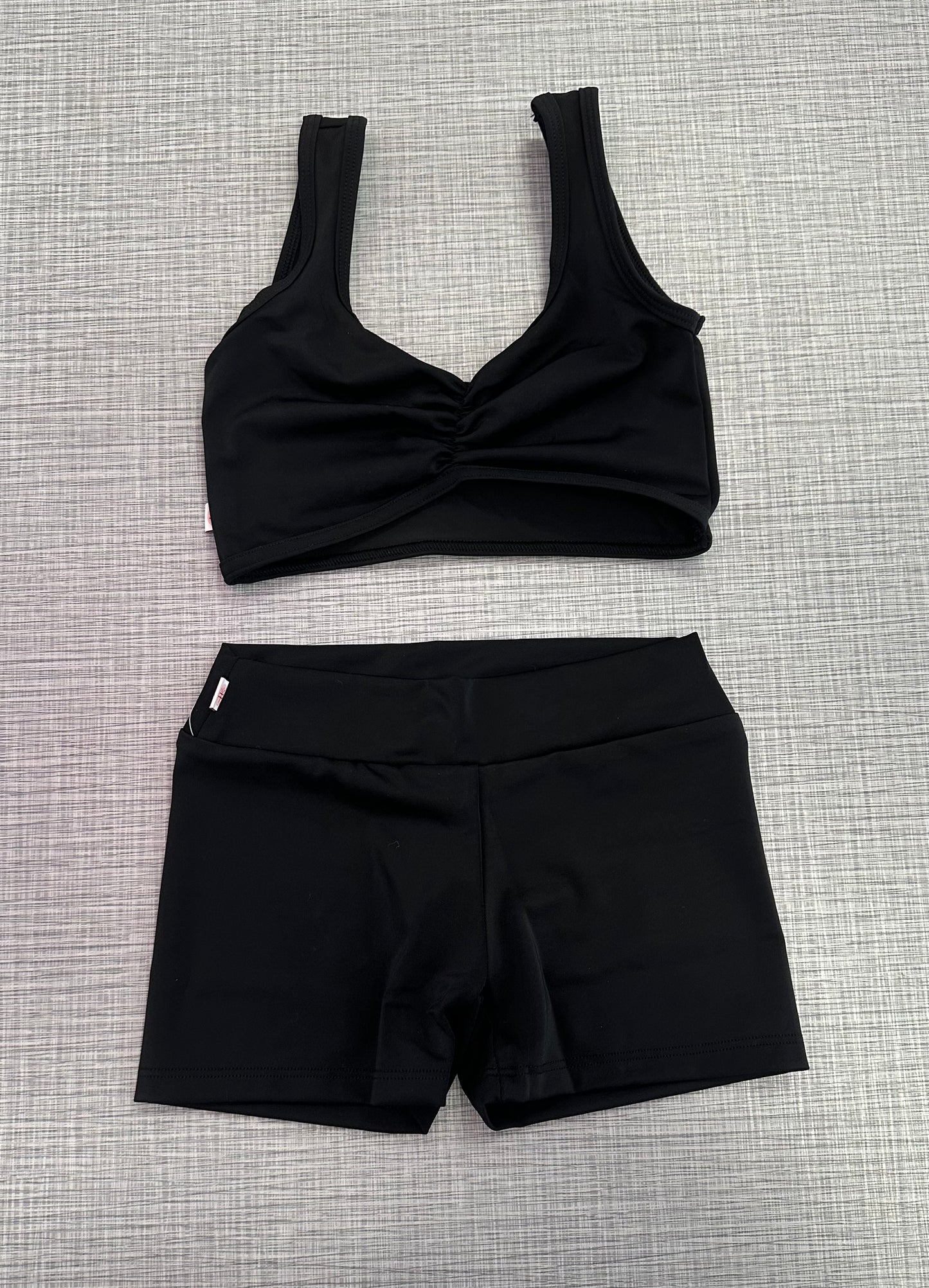 Demi Pinch Solid Short Set