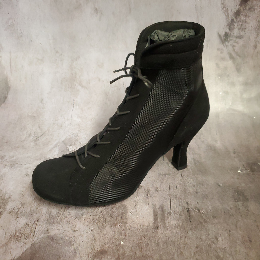 Evaluna Black Boot Size 10