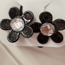 Load image into Gallery viewer, Glitter Flower Tap Ties
