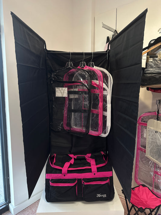 Ovation Collapsible Medium Performance Bag w/ Privacy System