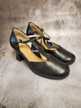 Load image into Gallery viewer, Italian Handcrafted Y-Strap 2.5” Charlotte Character Shoe #829
