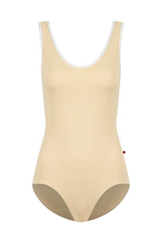 Yumiko Veronique Leotard.
