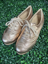 Load image into Gallery viewer, Limited Edition Gold Roxy Tap Shoes
