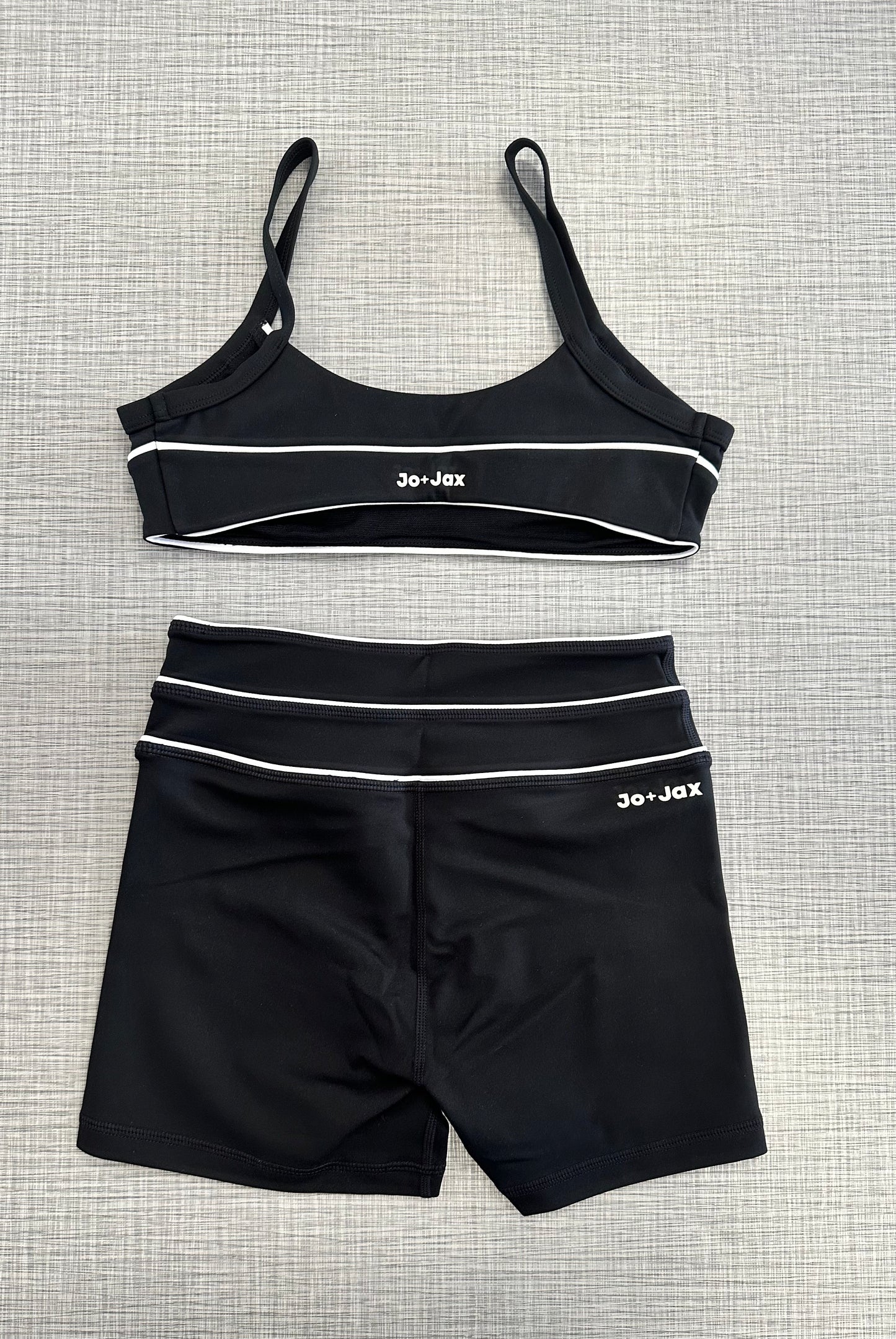 Formation Short Set