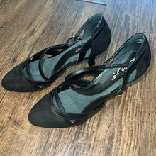 Load image into Gallery viewer, Capezio Black Ballroom Shoes: Adult 9.5M
