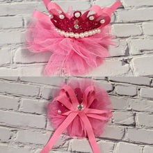 Load image into Gallery viewer, Yofi Crown Hair Clip with Pearls
