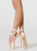 Load image into Gallery viewer, Nikolay StreamPointe Pointe Shoe
